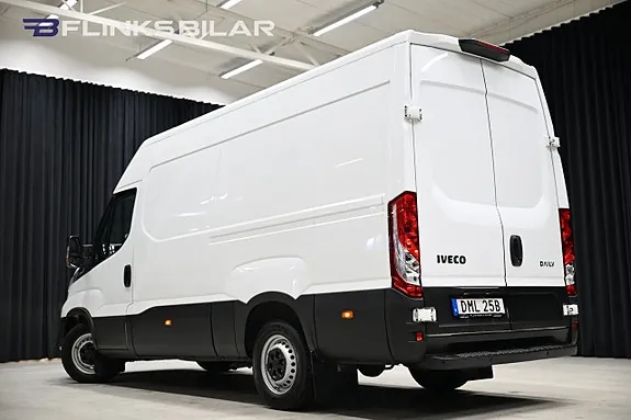 Iveco Daily 2023 photo 2