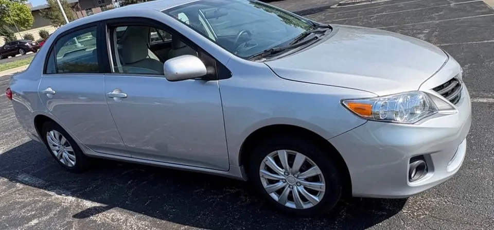 Toyota Corolla 2012 photo 2