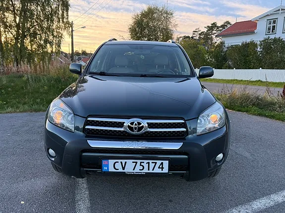 Toyota Rav4 2007 photo 2