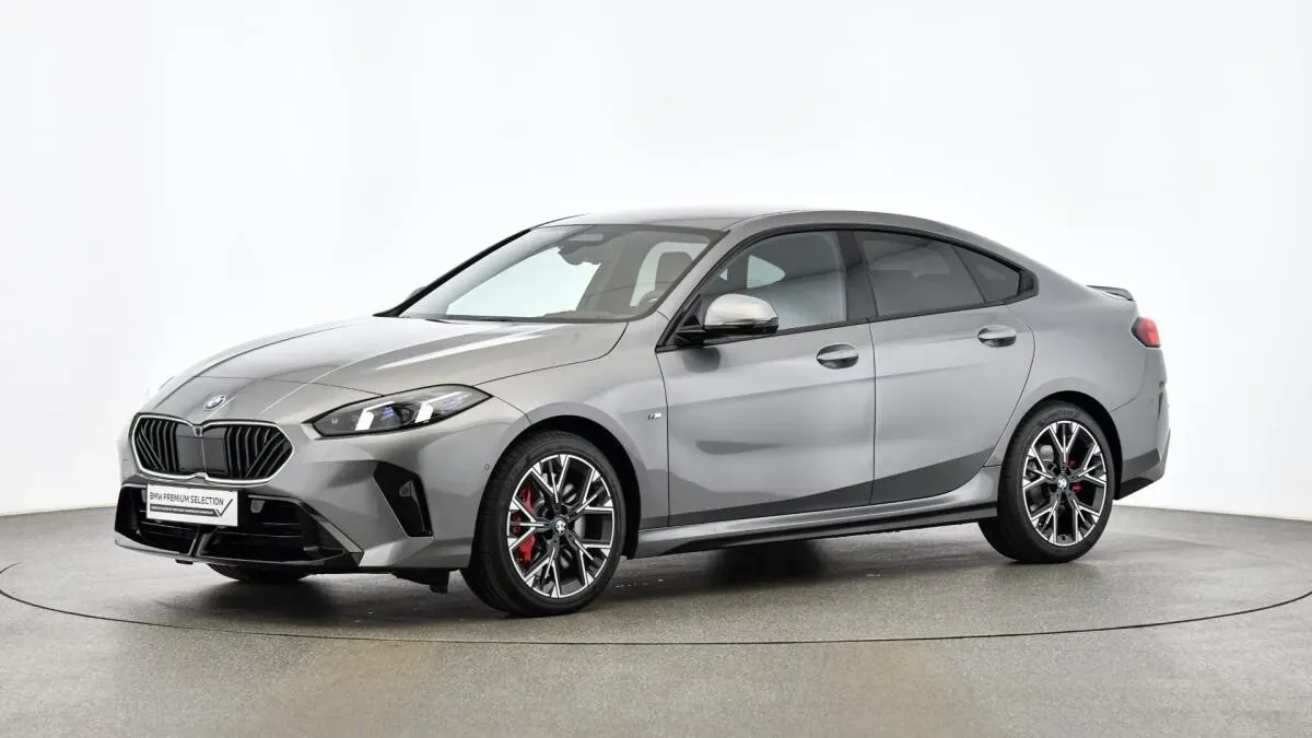 BMW 2 Series 2025 photo 3
