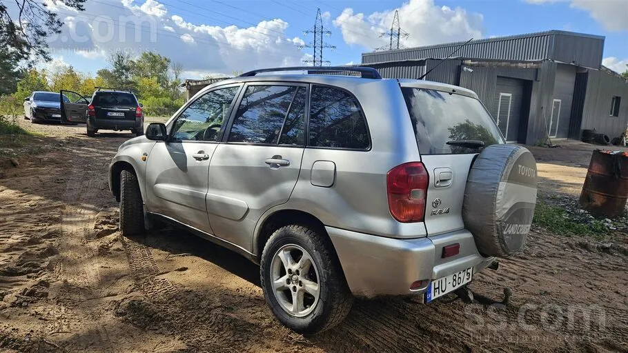 Toyota Rav4 2003 photo 4