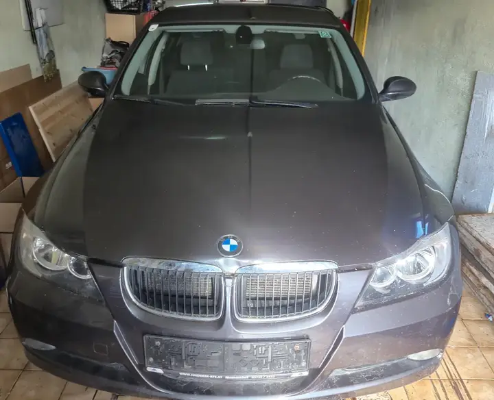 BMW 318I