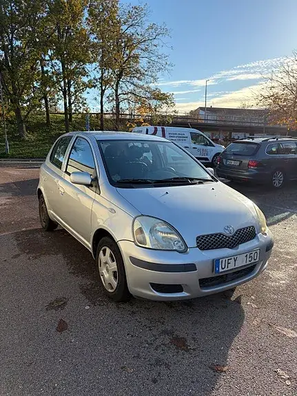 Toyota Yaris 2003 photo 5