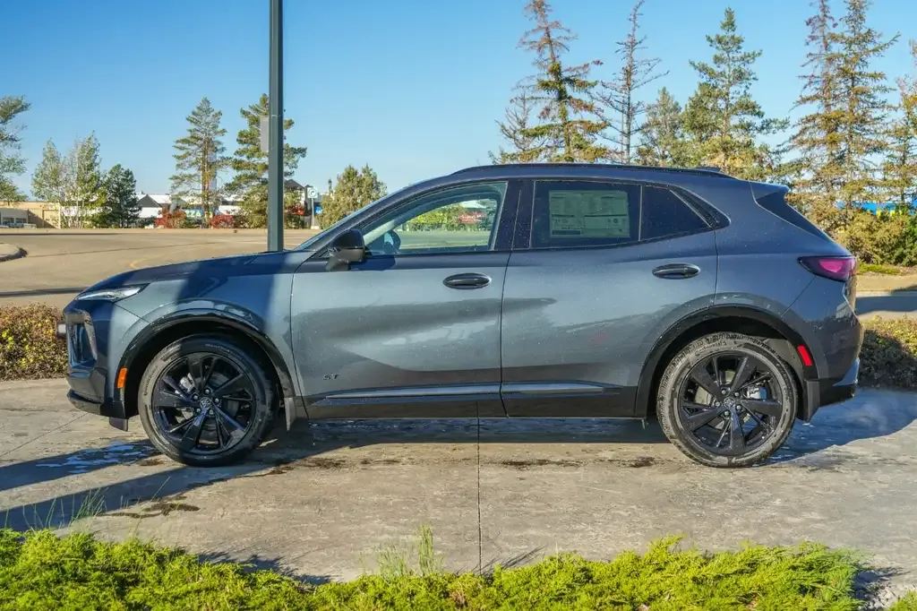 Buick Envision 2026 photo 5
