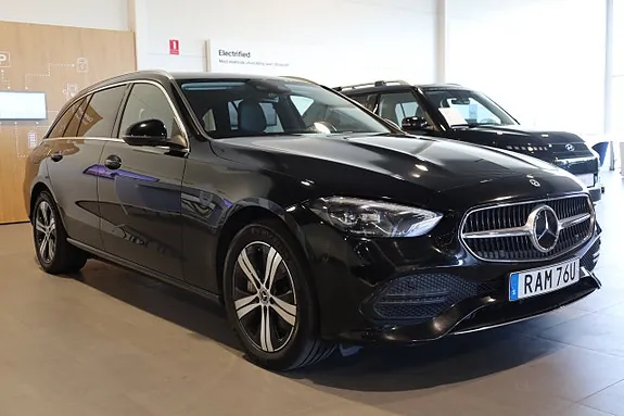 Mercedes-Benz C300 2023 photo 4