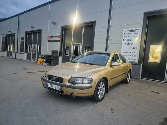 Volvo S60 2004 photo 5