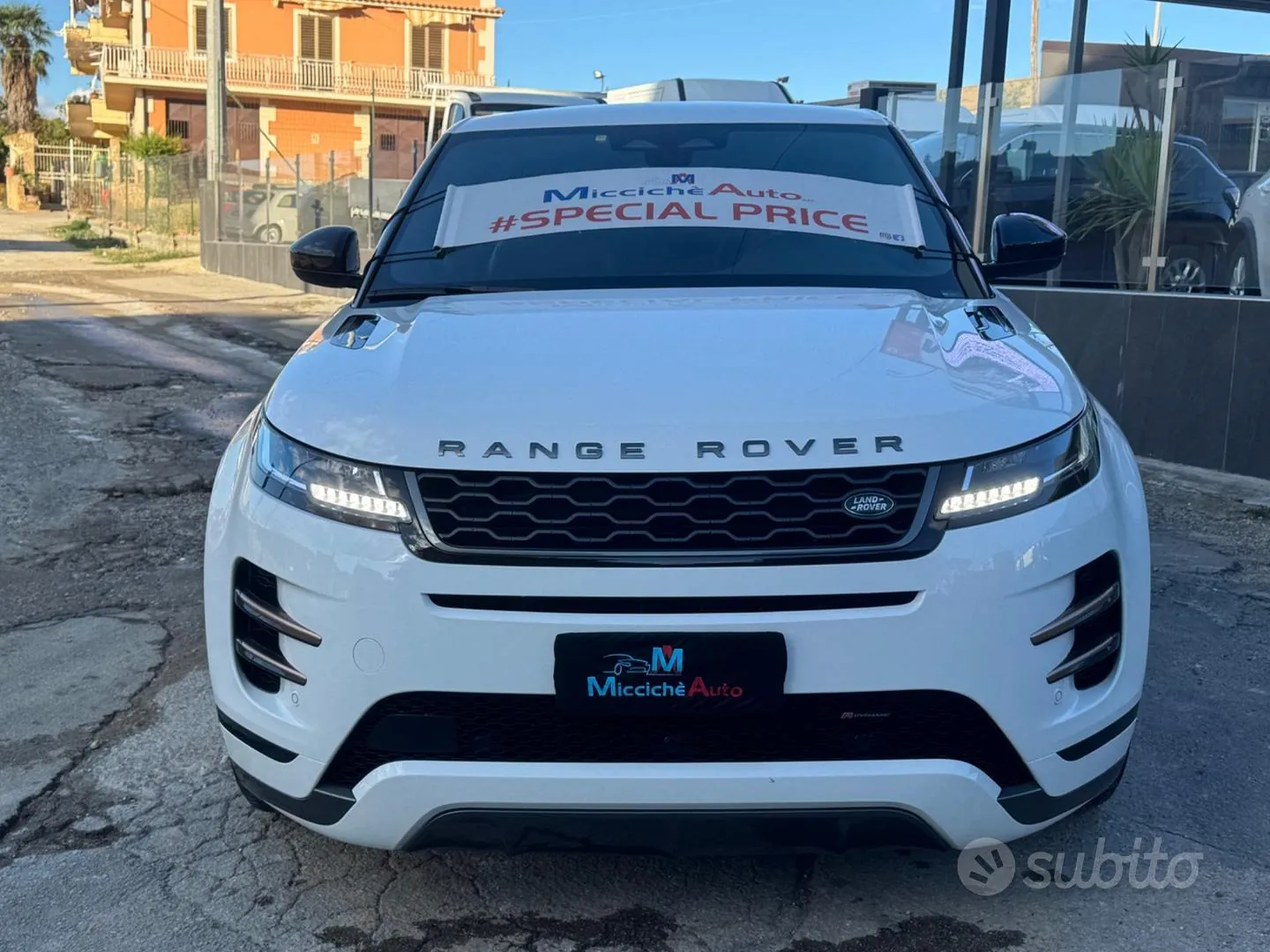 Land Rover Range Rover Evoque 2023 photo 3