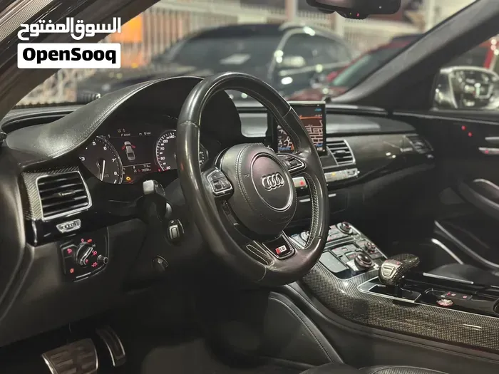 Audi S8 2015 photo 3