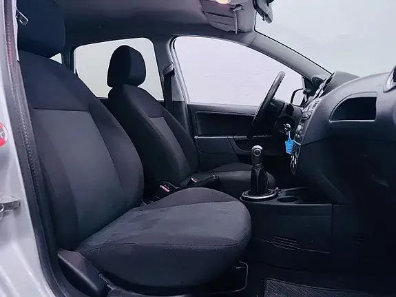 Ford Fiesta 2008 photo 5