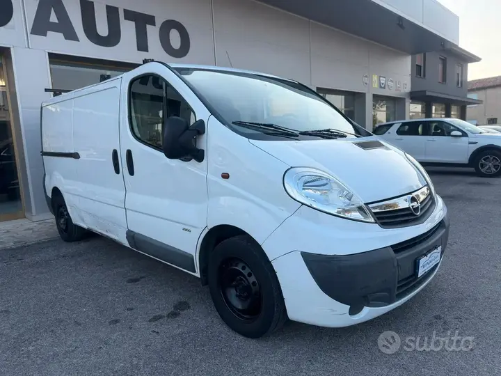 Opel Vivaro 2014 photo 3