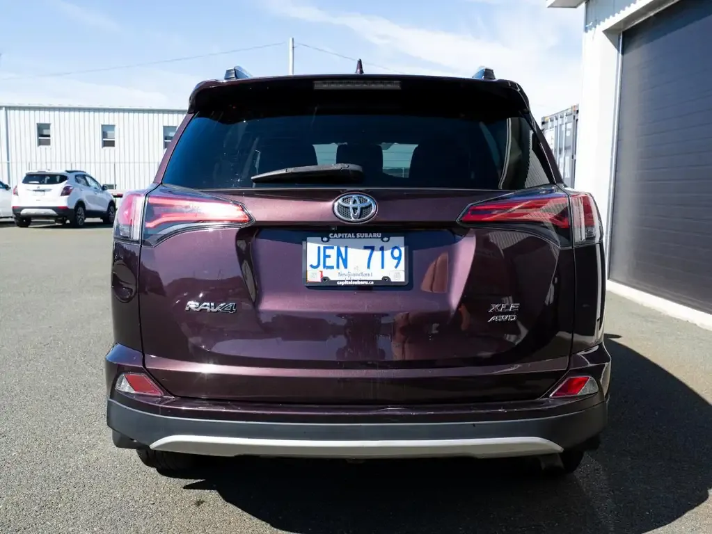 Toyota Rav4 2016 photo 5