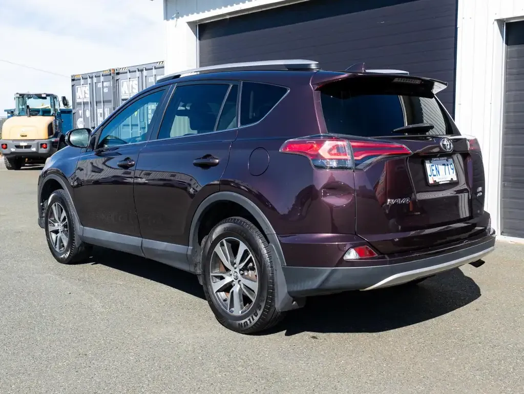 Toyota Rav4 2016 photo 4