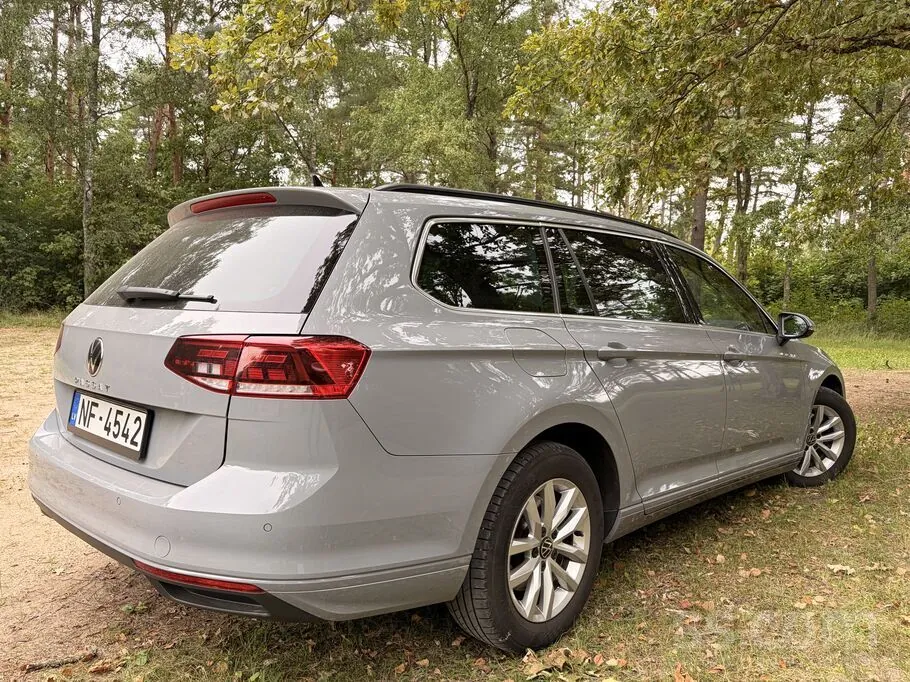 Volkswagen Passat 2022 photo 3