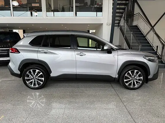 Toyota Corolla Cross 2025 photo 4