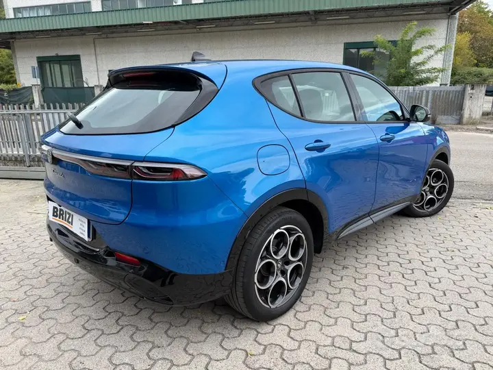 Alfa Romeo Tonale 2024 photo 4