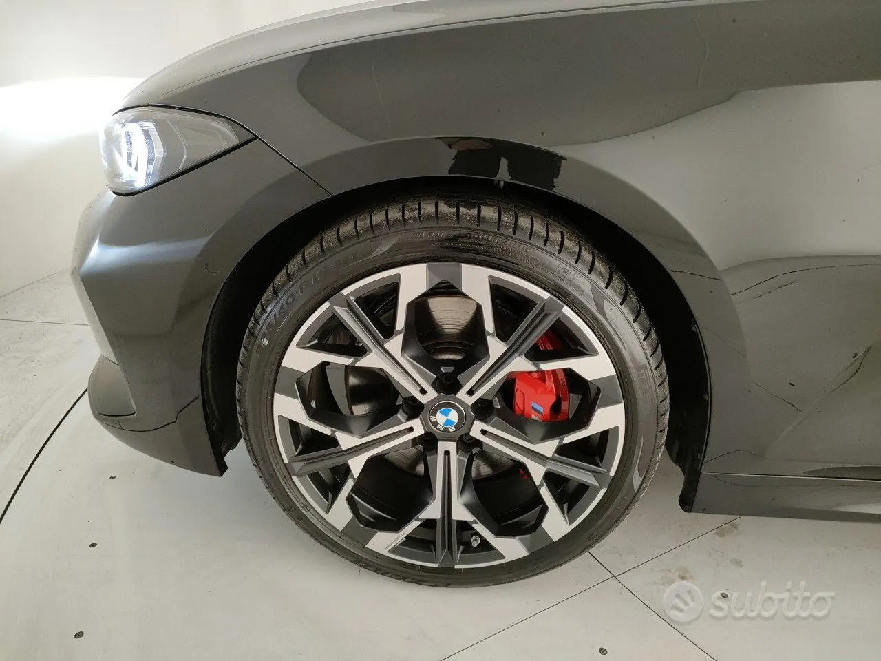 BMW 320D Touring 2025 photo 5