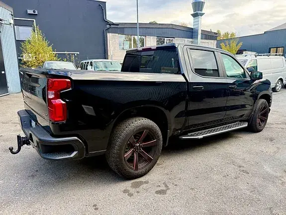Chevrolet Silverado 1500 2021 photo 2