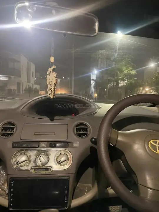 Toyota Platz
