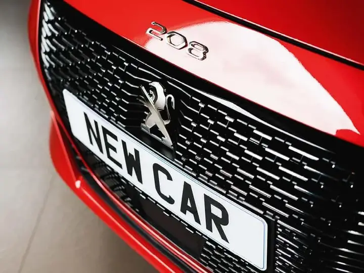Peugeot E-3008 2025 photo 2