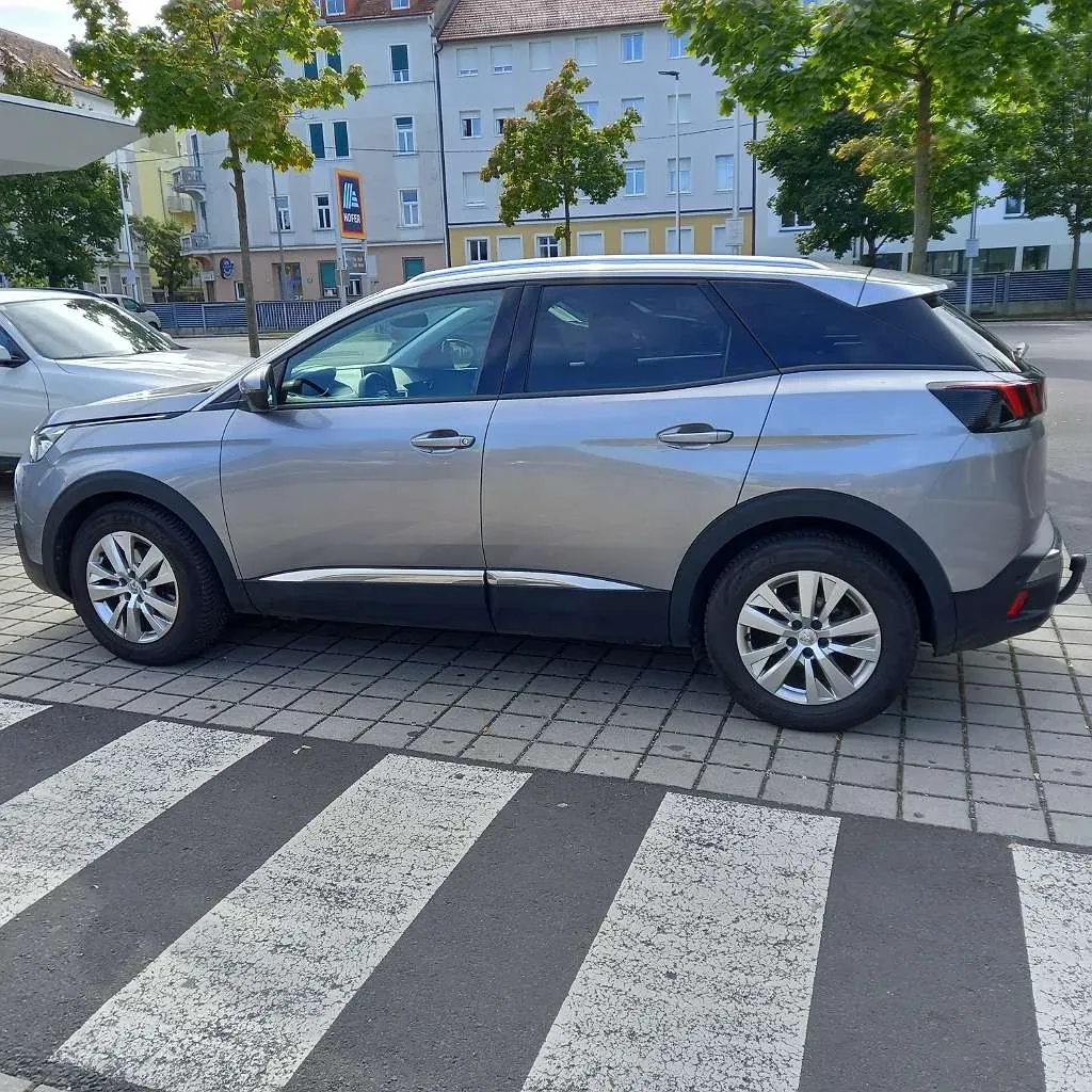 Peugeot 3008 2017 photo 2