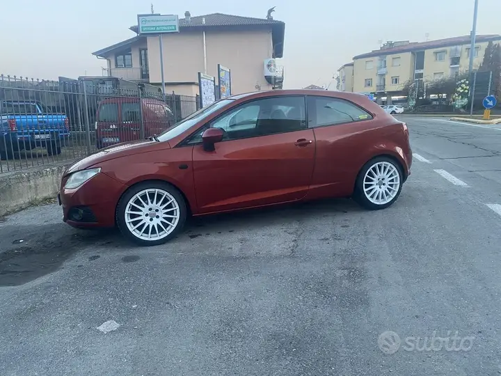 Seat Ibiza 2010 photo 3