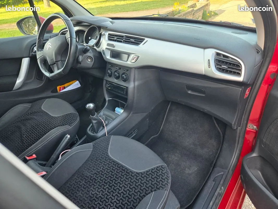Citroen C3 2010 photo 3