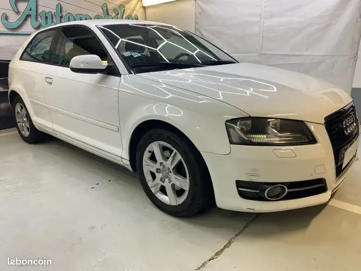 Audi A3 2012 photo 2