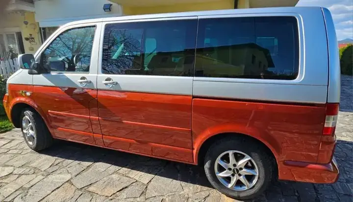 Volkswagen T5 2005 photo 3