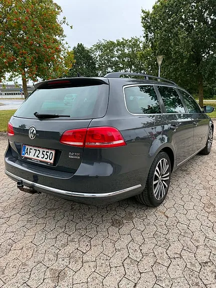 Volkswagen Passat 2011 photo 4