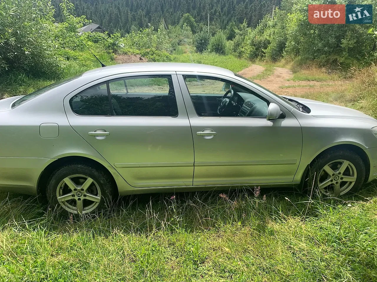 Skoda Octavia 2009 photo 3