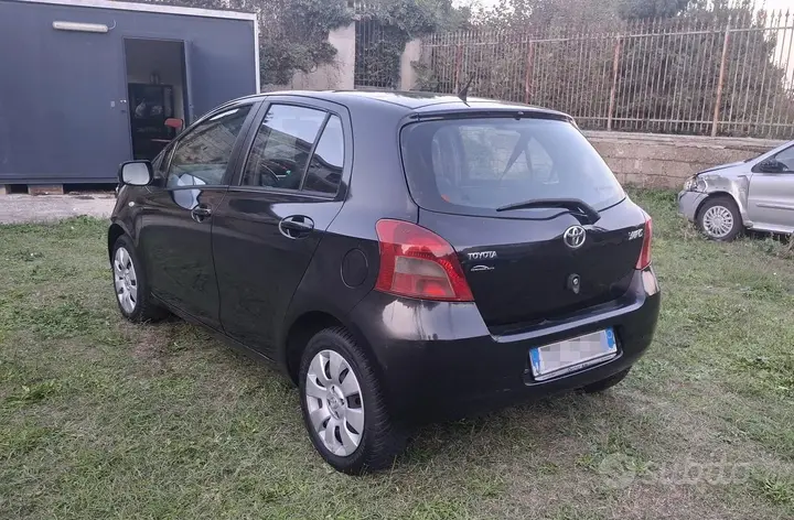 Toyota Yaris 2009 photo 5