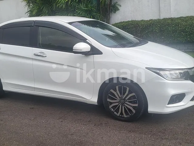 Honda Grace 2018 photo 3