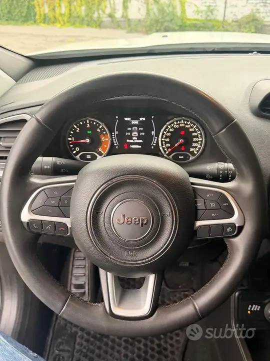 Jeep Renegade 2018 photo 2