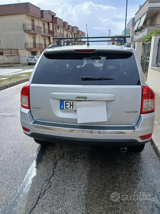 Jeep Compass 2011 photo 2