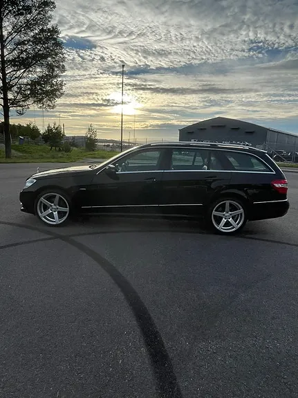 Mercedes-Benz E250 D 2012 photo 2