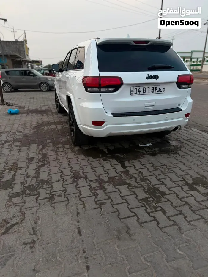 Jeep Grand Cherokee 2022 photo 3