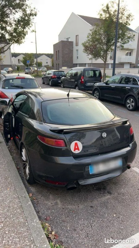 Alfa Romeo Gt 2005 photo 3