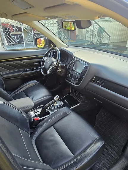 Mitsubishi Outlander 2016 photo 4