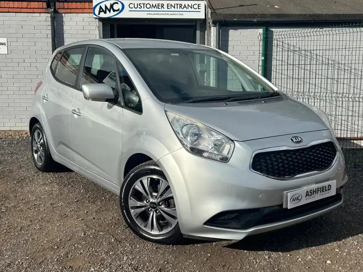 Kia Venga 2015 photo 3