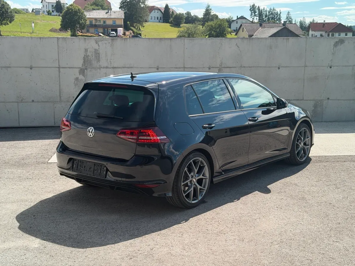 Volkswagen Golf 2016 photo 2