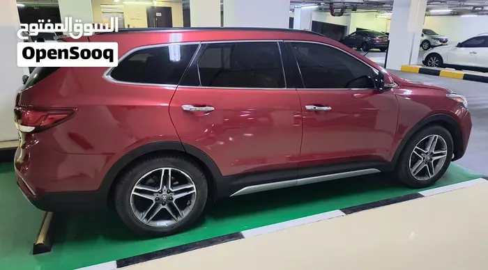 Hyundai Grand Santa Fe