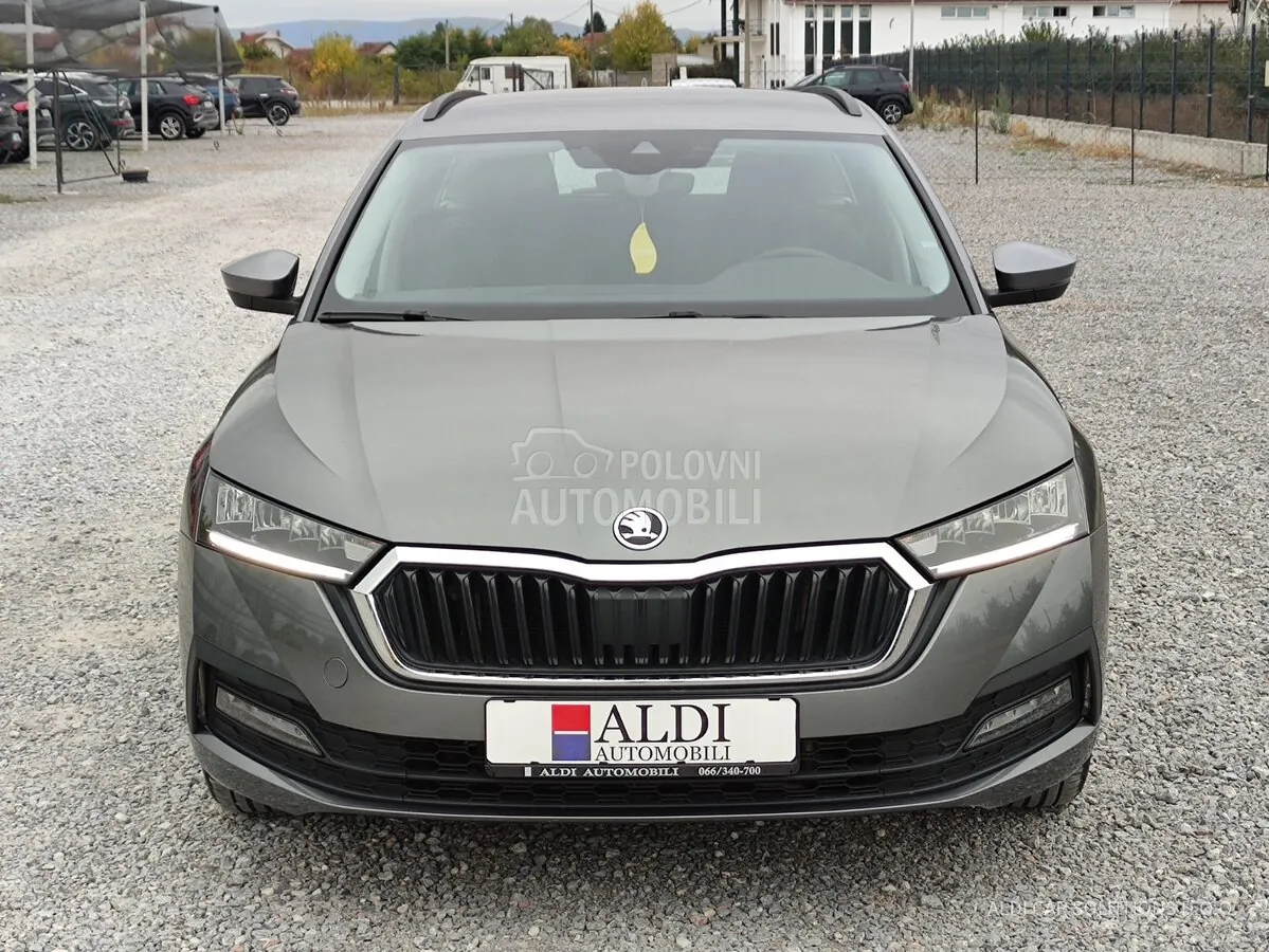 Skoda Octavia 2023 photo 2