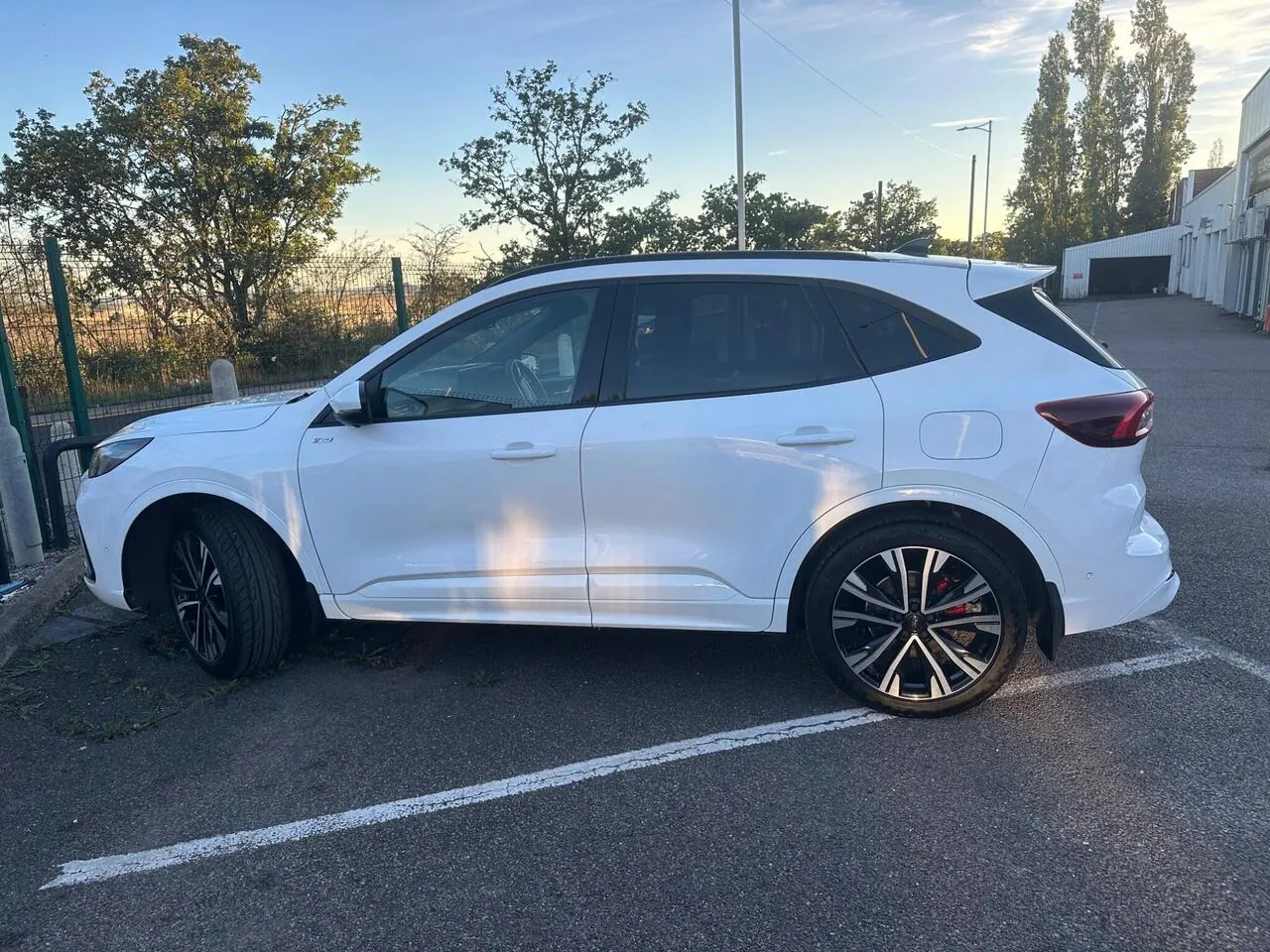 Ford Kuga 2024 photo 3