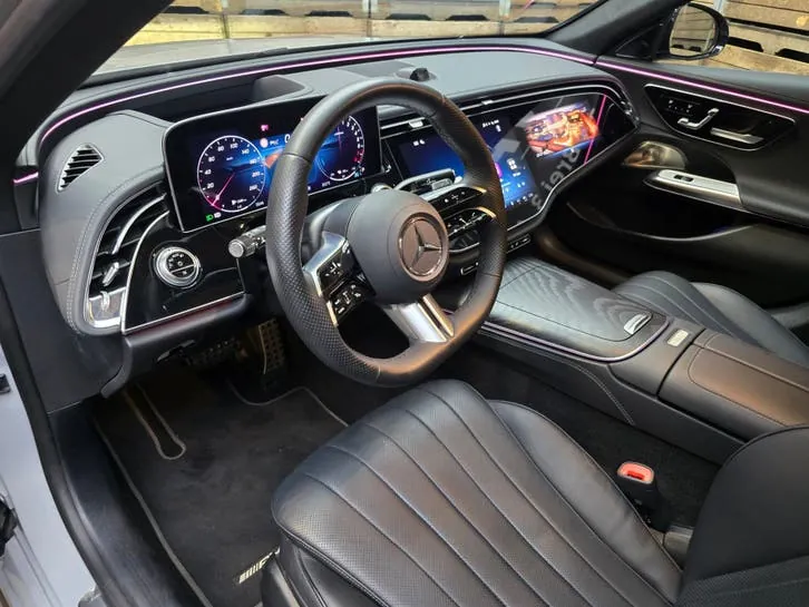 Mercedes-Benz E-Class 2024 photo 3