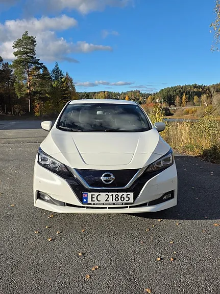 Nissan Leaf 2021 photo 4