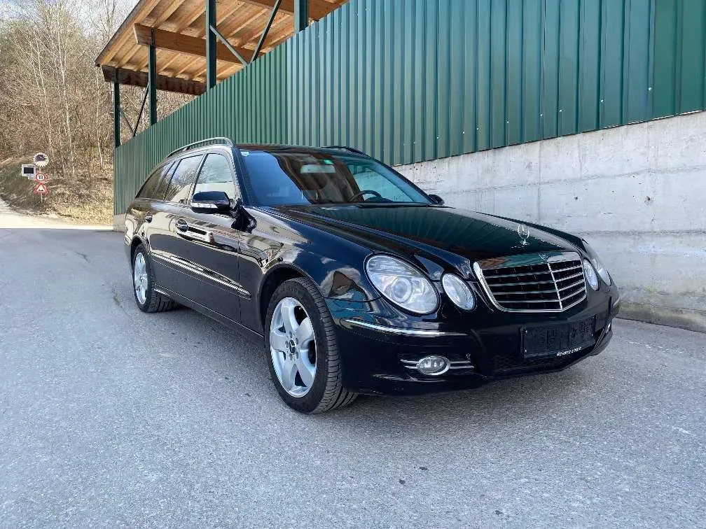 Mercedes-Benz E-Class 2008 photo 2