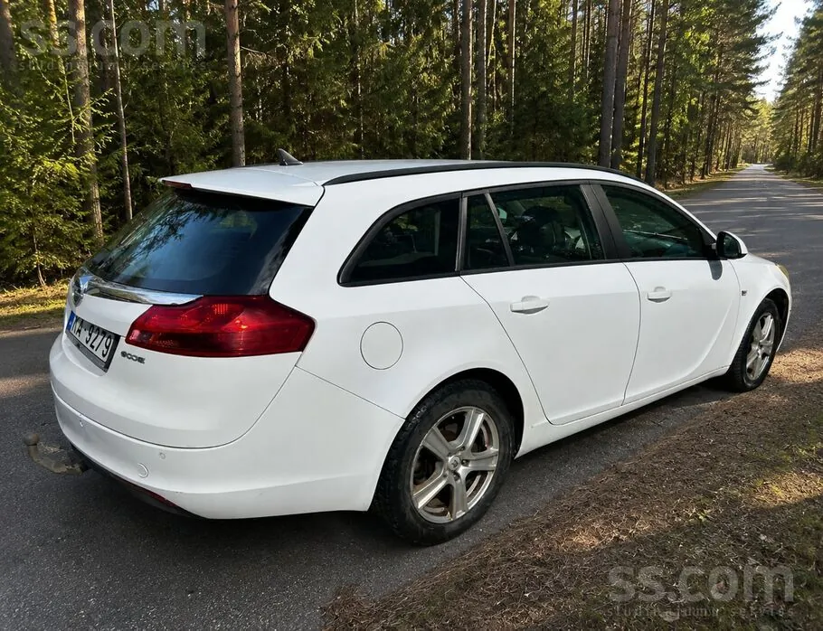 Opel Insignia 2012 photo 2