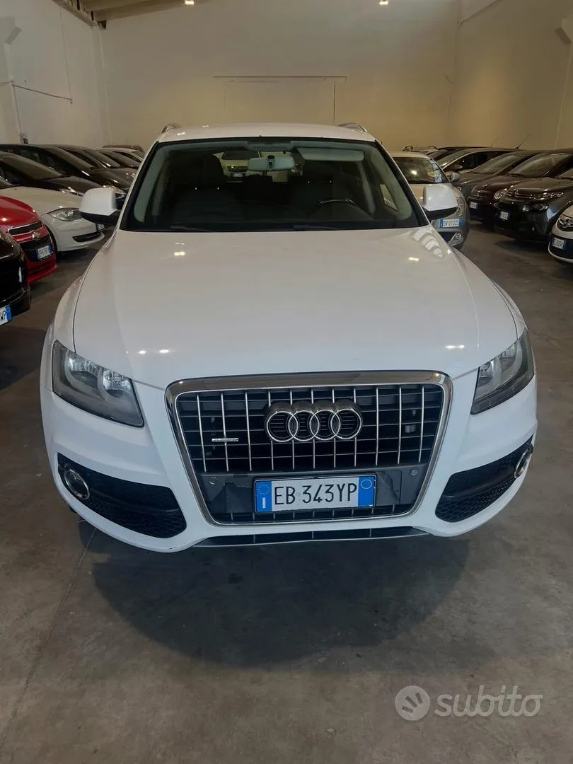 Audi Q5 2010 photo 2