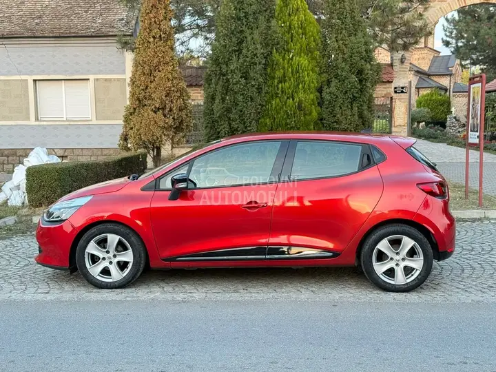 Renault Clio 2013 photo 2
