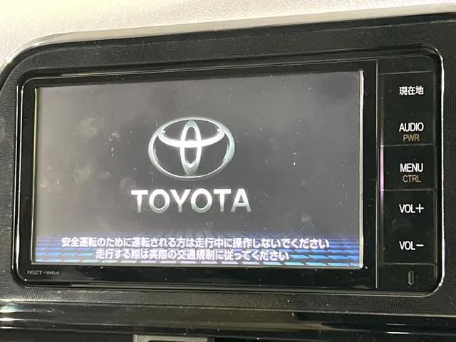 Toyota Sienta 2016 photo 3